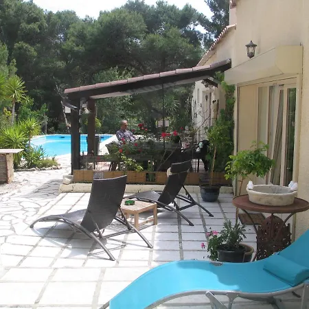 La Petite Maison Dans Les Pins Sigean