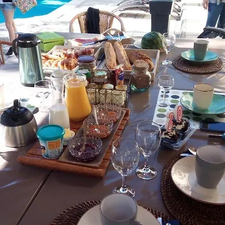 Bed & Breakfast La Petite Maison Dans Les Pins Sigean